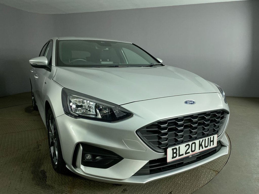 Used Ford Focus 2020 for sale - 76038907: Photo 2