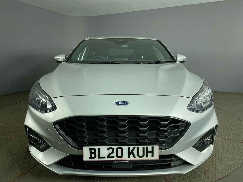 Used Ford Focus 2020 for sale - 76038907: Photo 3