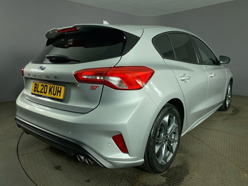 Used Ford Focus 2020 for sale - 76038907: Photo 8