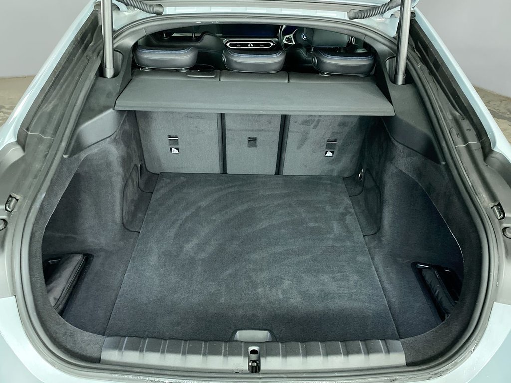 Used BMW i4 2022 for sale - 76080592: Photo 13