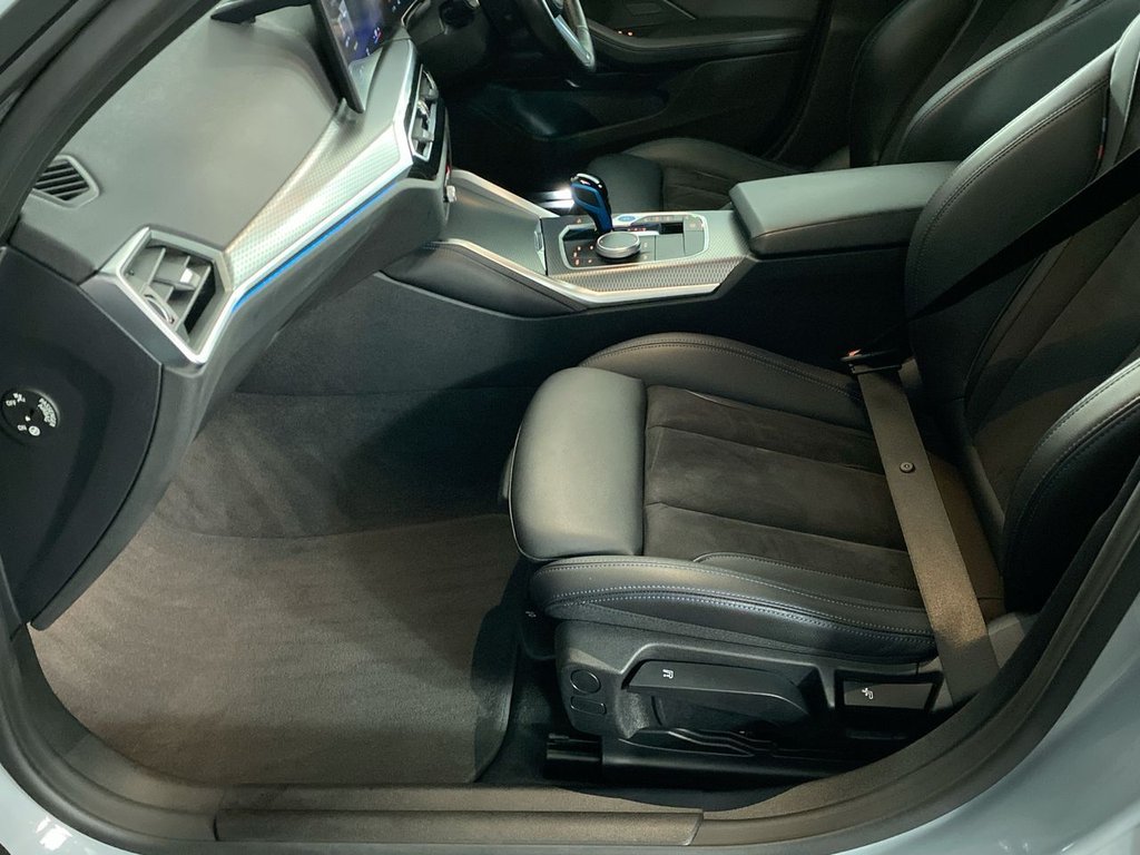 Used BMW i4 2022 for sale - 76080592: Photo 17