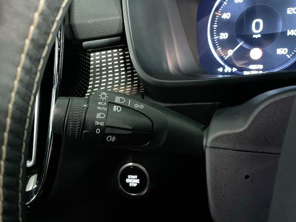 Used Volvo XC40 2020 for sale - 75698309: Photo 23