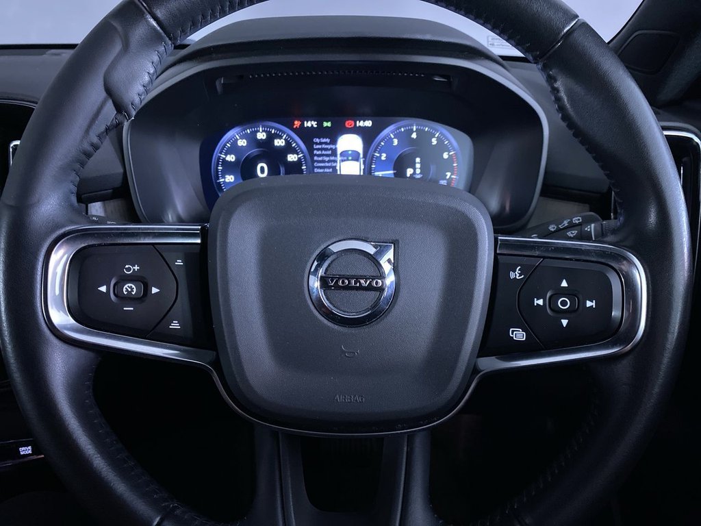 Used Volvo XC40 2020 for sale - 76820752: Photo 22