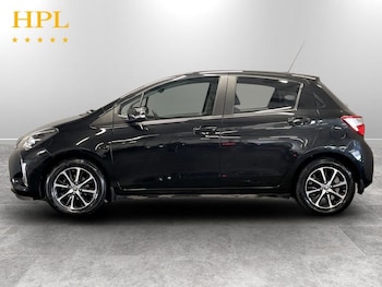 Used Toyota Yaris 2019 for sale - 79375804: Photo
