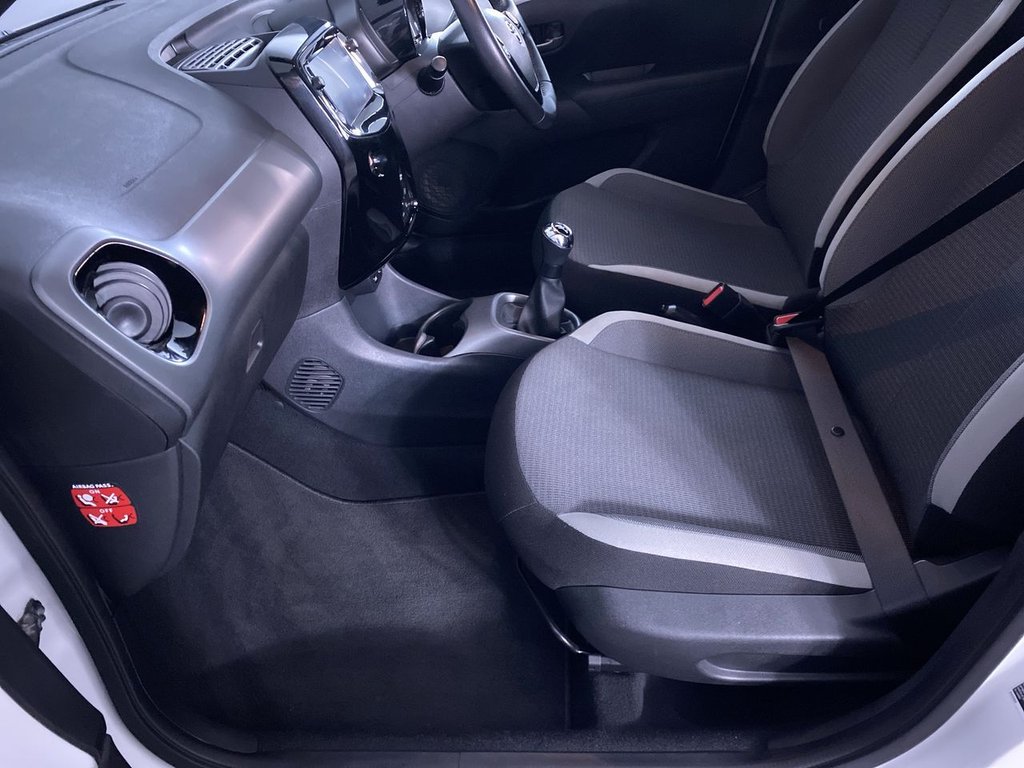 Used Toyota AYGO 2021 for sale - 76303974: Photo 17