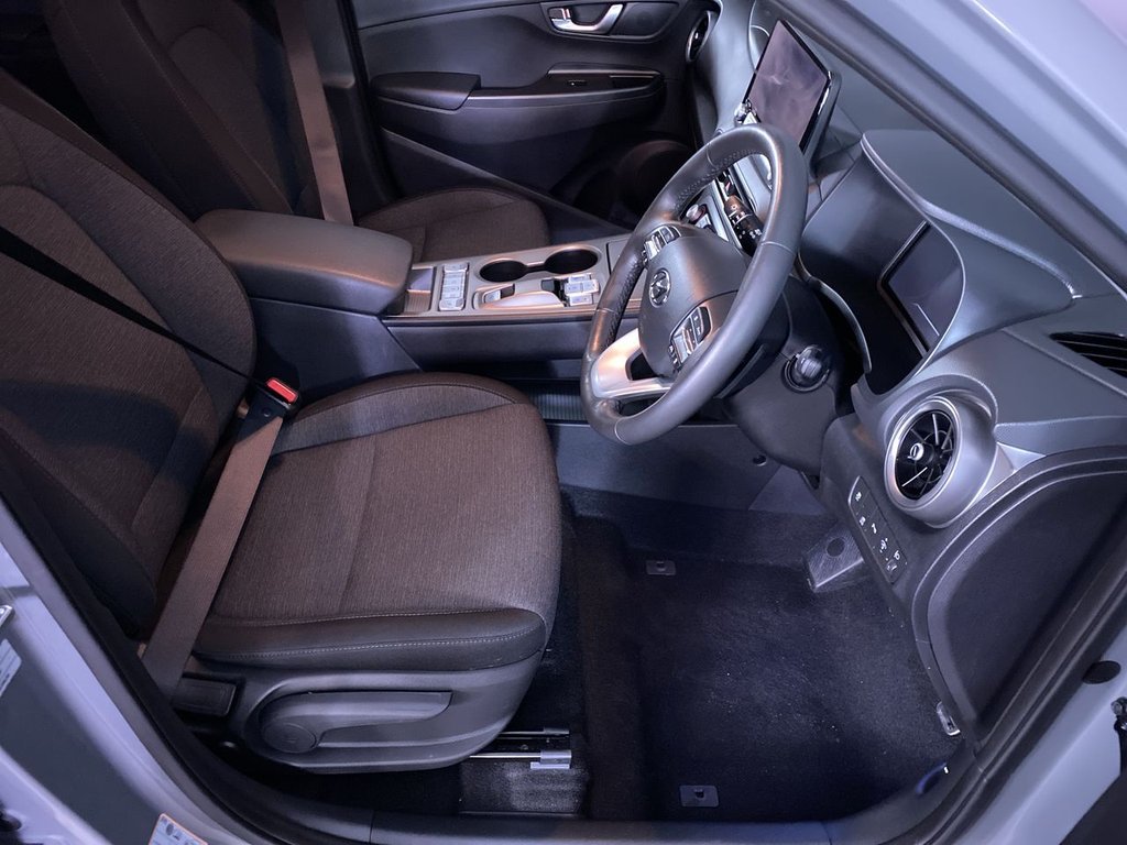 Used Hyundai KONA 2023 for sale - 77139739: Photo 22