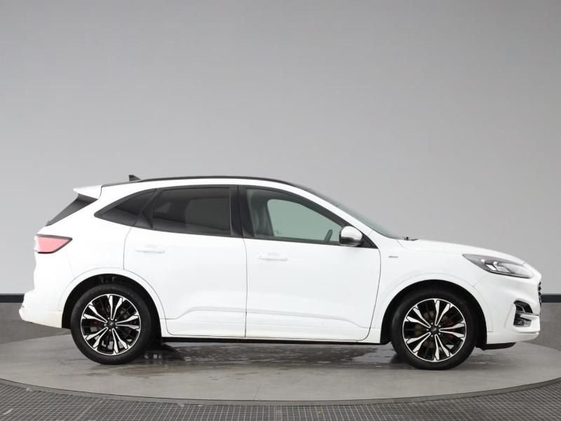 Used Ford Kuga 2022 for sale - 76356604: Photo 2