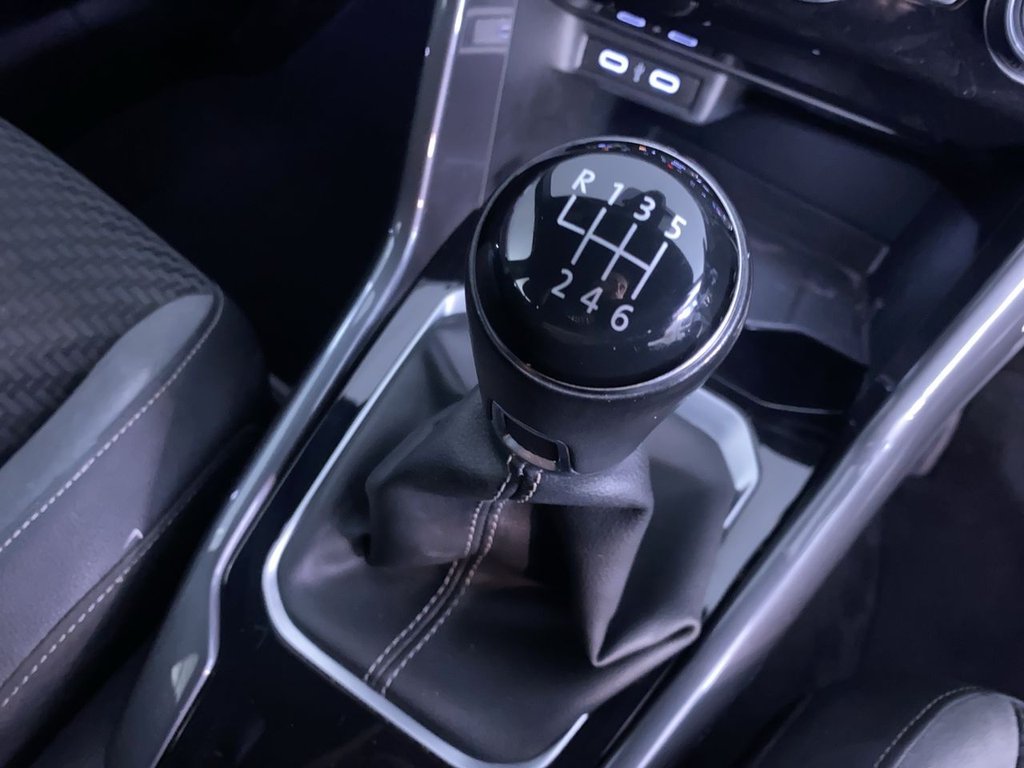 Used Volkswagen T-Roc 2021 for sale - 76711205: Photo 21