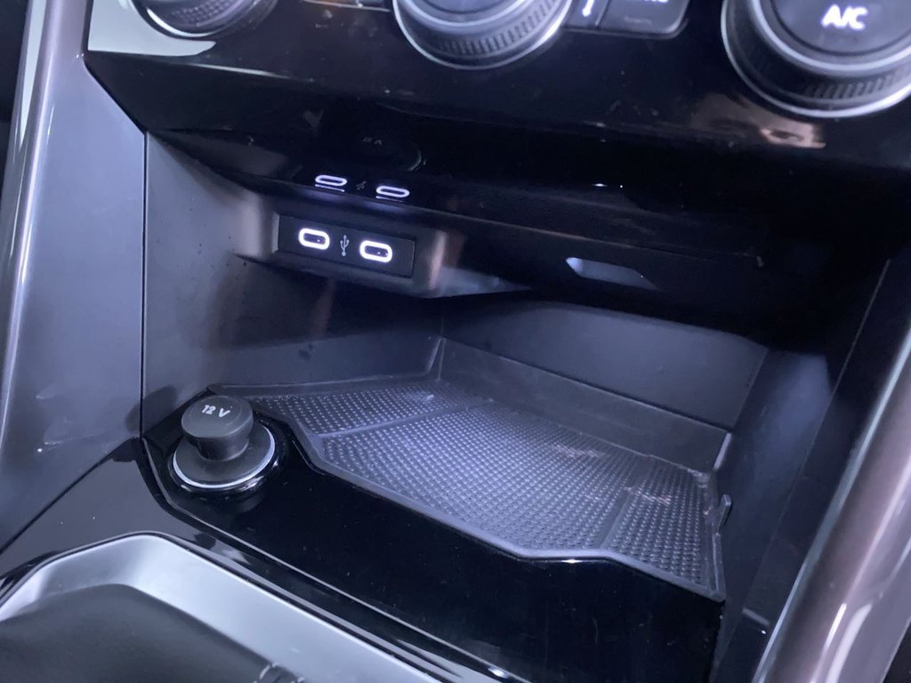 Used Volkswagen T-Roc 2021 for sale - 76711205: Photo 24