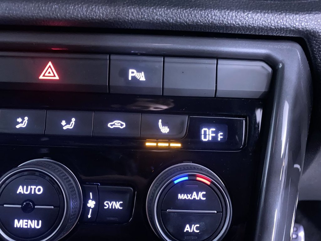 Used Volkswagen T-Roc 2021 for sale - 76711205: Photo 25