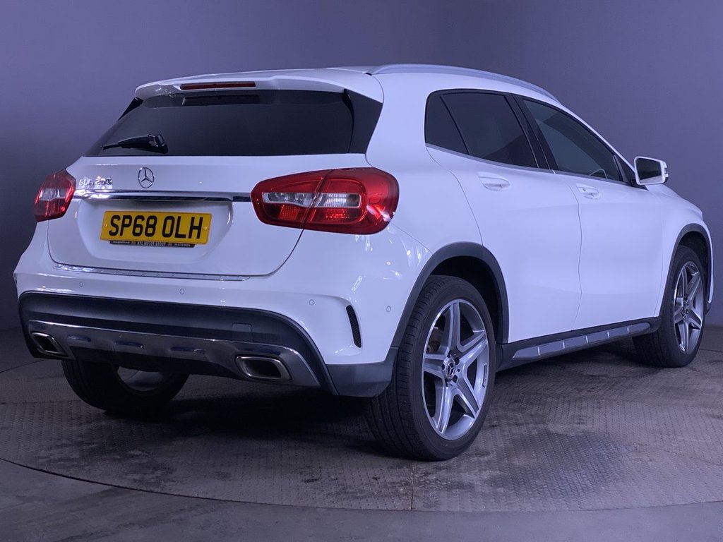 Used Mercedes-Benz GLA 2018 for sale - 76570362: Photo 8