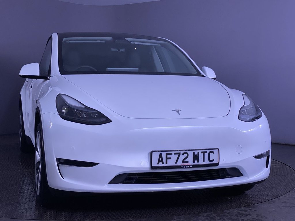 Used Tesla Model Y 2022 for sale - 76973431: Photo 2