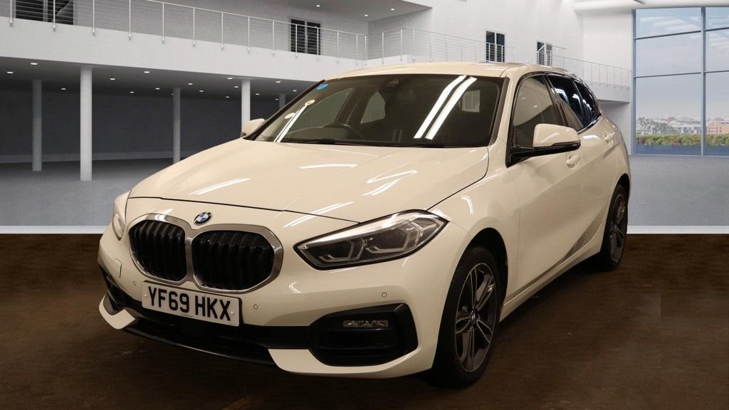 Used BMW 1 Series 2019 for sale - 76327902: Photo 2
