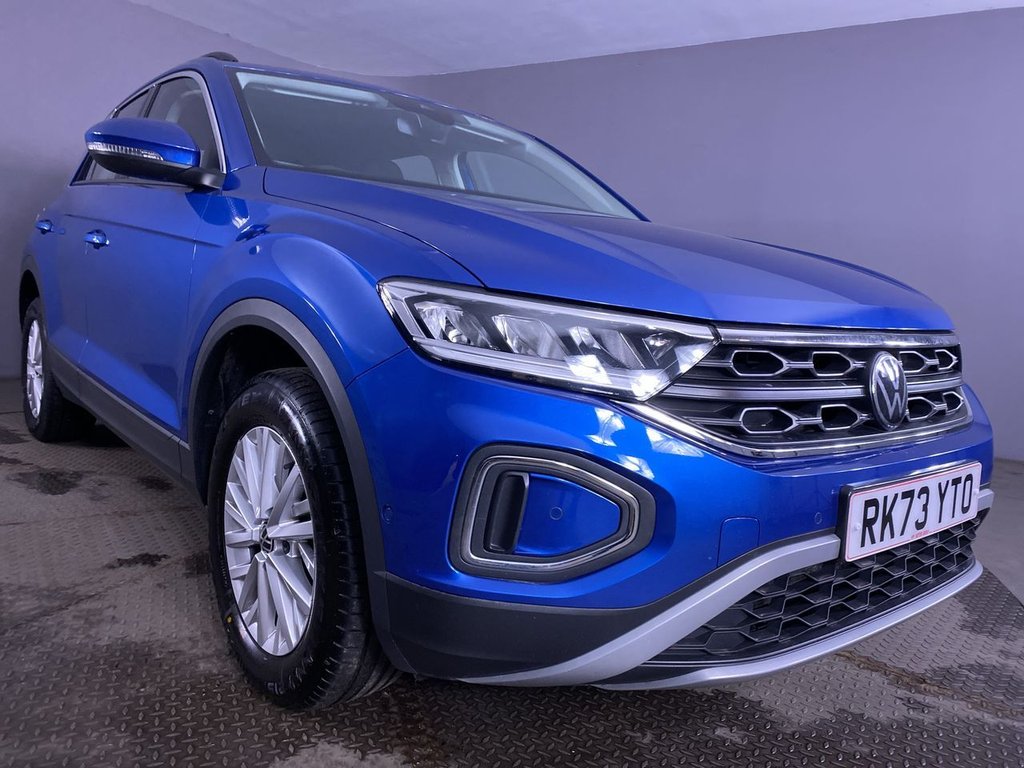 Used Volkswagen T-Roc 2023 for sale - 77121770: Photo 11