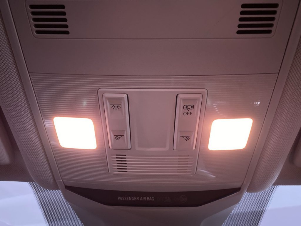 Used Volkswagen T-Roc 2023 for sale - 77121770: Photo 18