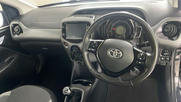 Used Toyota AYGO 2021 for sale - 76267133: Photo 3