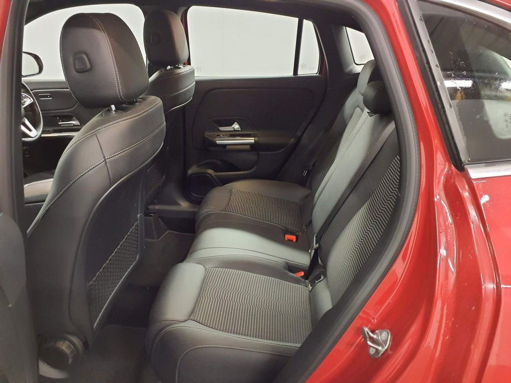 Used Mercedes-Benz GLA 2021 for sale - 76303831: Photo 8