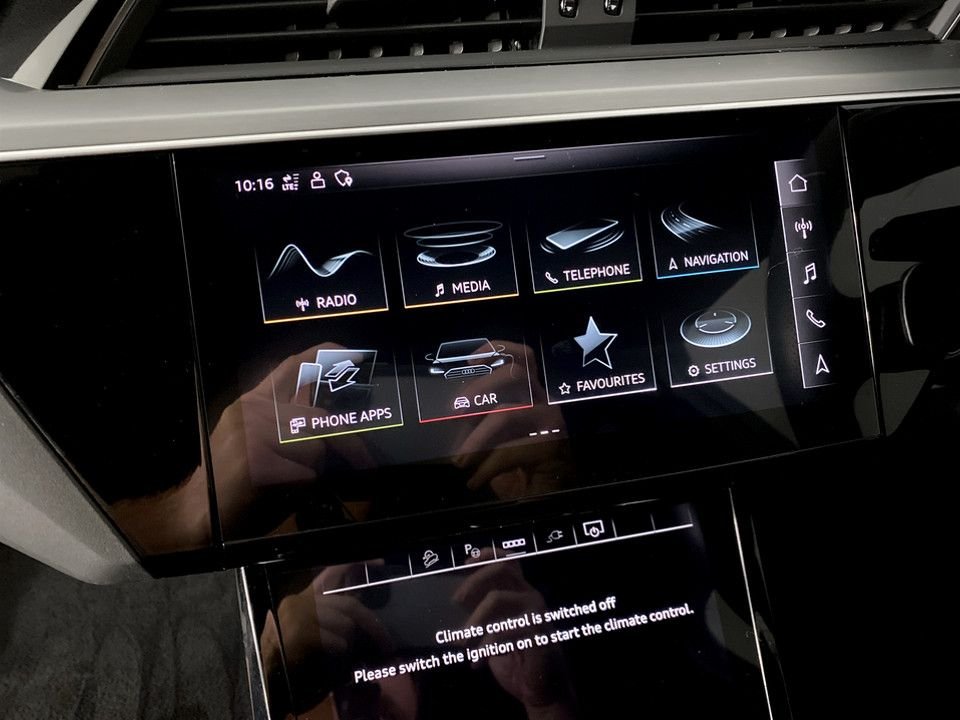 Used Audi e-tron 2023 for sale - 77967078: Photo 16