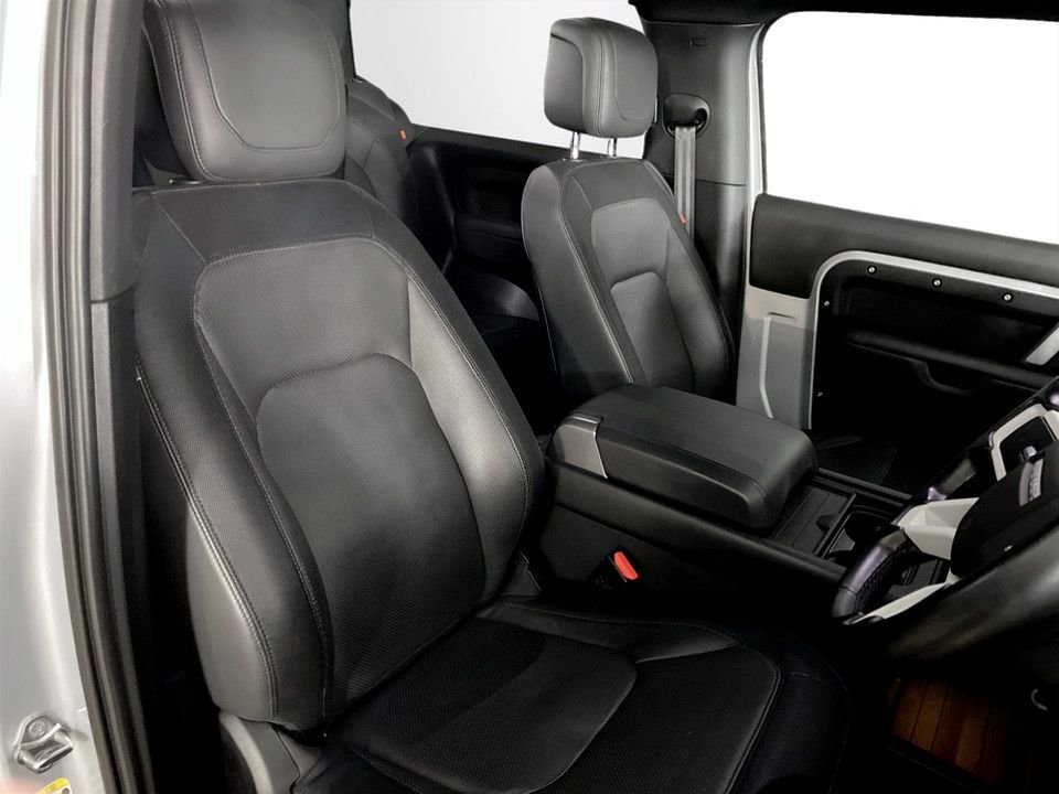 Used Land Rover Defender 90 2022 for sale - 77608808: Photo 11