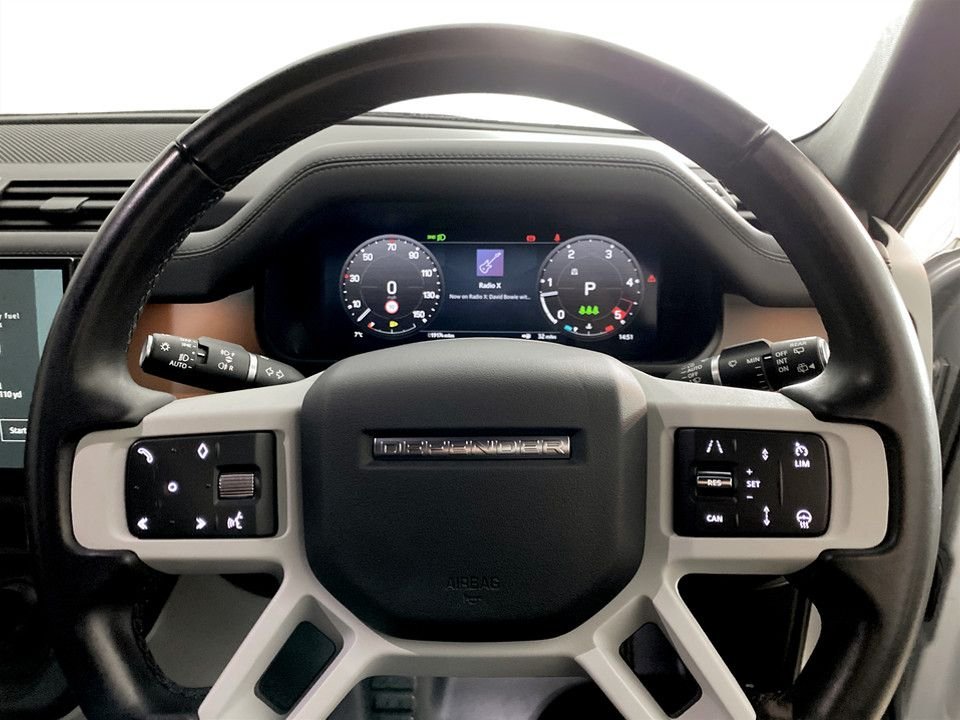 Used Land Rover Defender 90 2022 for sale - 77608808: Photo 13