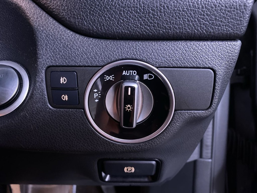 Used Mercedes-Benz GLA 2018 for sale - 77422115: Photo 23