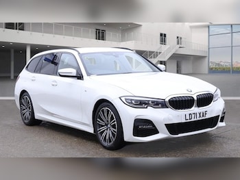 Used BMW 3 Series 2021 for sale - 76345607: Photo