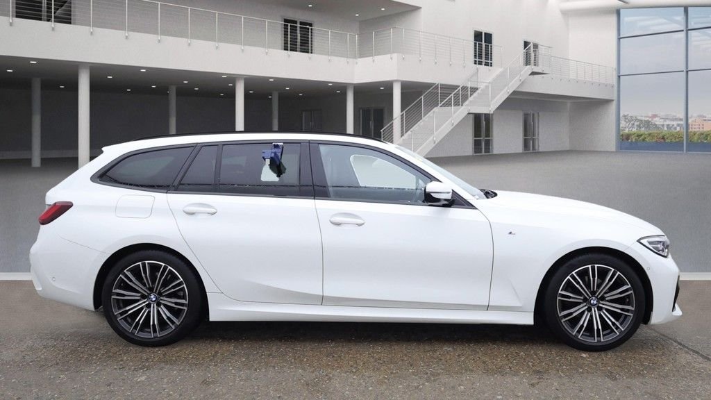 Used BMW 3 Series 2021 for sale - 76345607: Photo 5