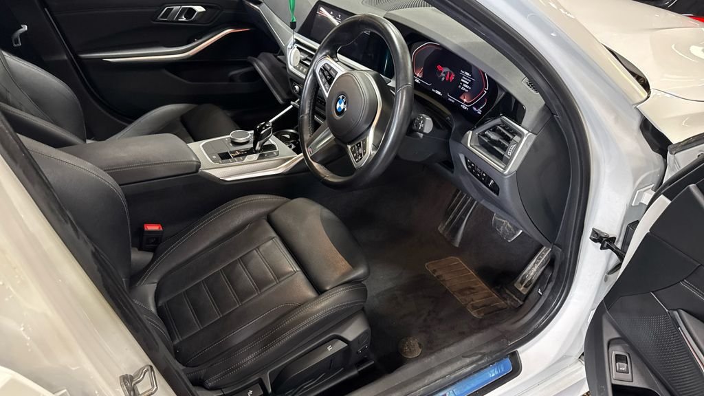 Used BMW 3 Series 2021 for sale - 76345607: Photo 9