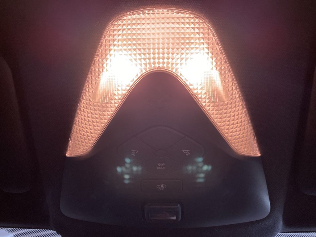 Used Toyota C-HR 2021 for sale - 76235913: Photo 18