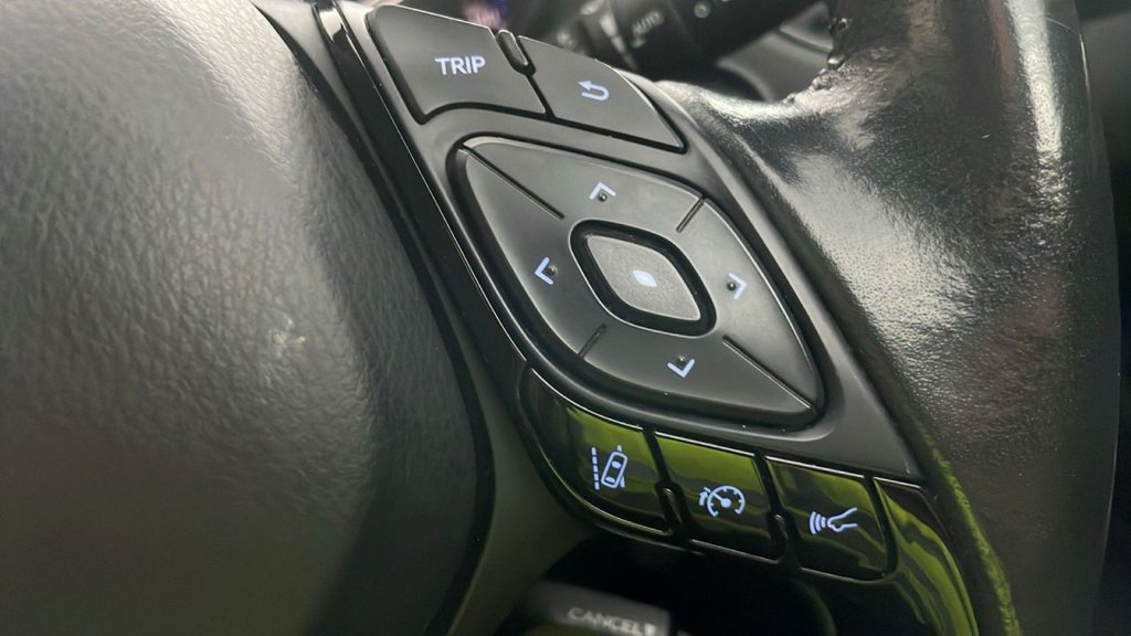 Used Toyota C-HR 2021 for sale - 76235913: Photo 6