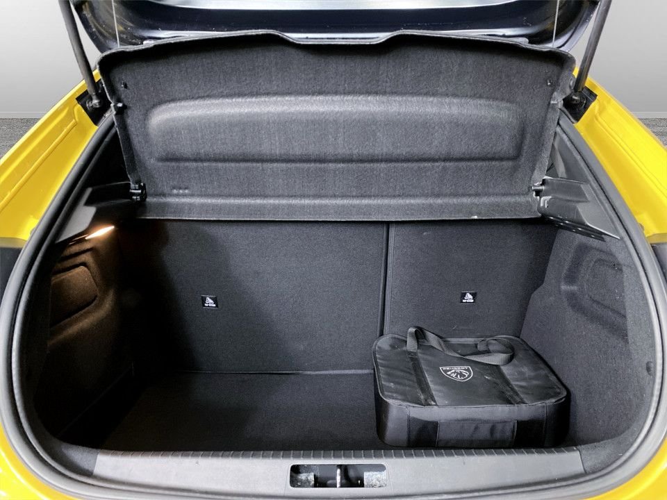 Used Peugeot E-208 2022 for sale - 77507434: Photo 21