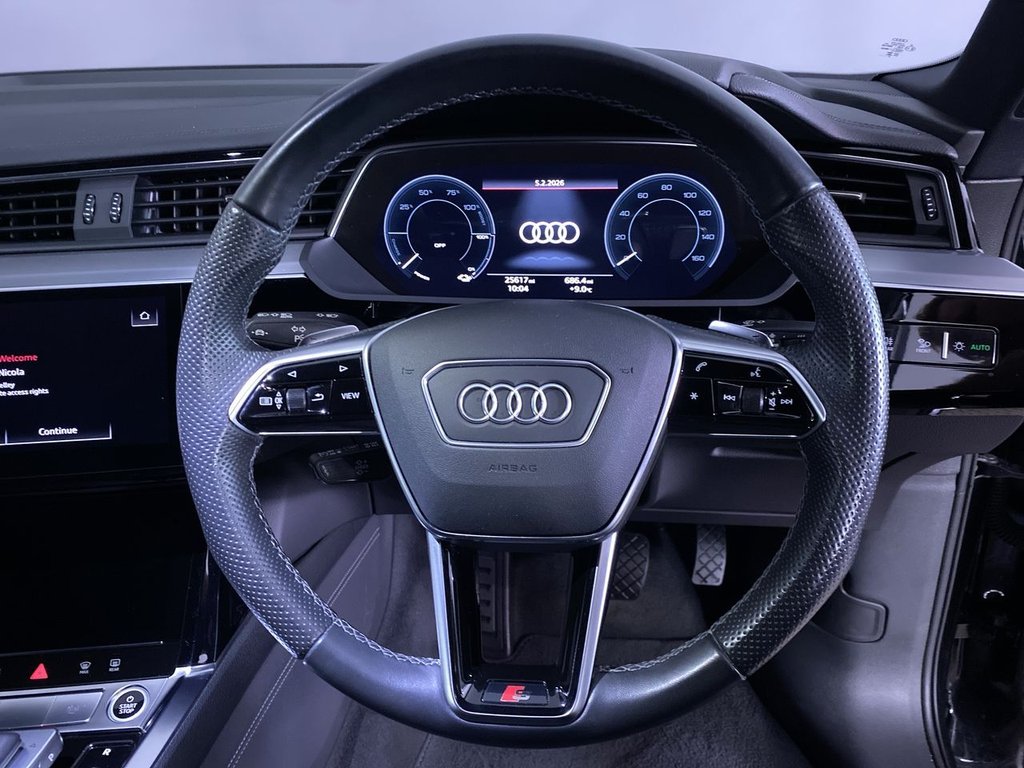 Used Audi e-tron 2022 for sale - 77451836: Photo 16
