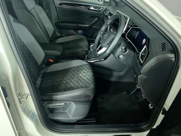 Used Volkswagen T-Roc 2023 for sale - 75046943: Photo 15