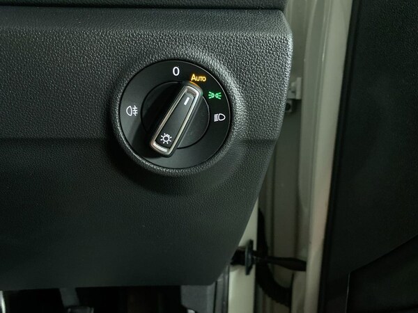 Used Volkswagen T-Roc 2023 for sale - 75046943: Photo 23