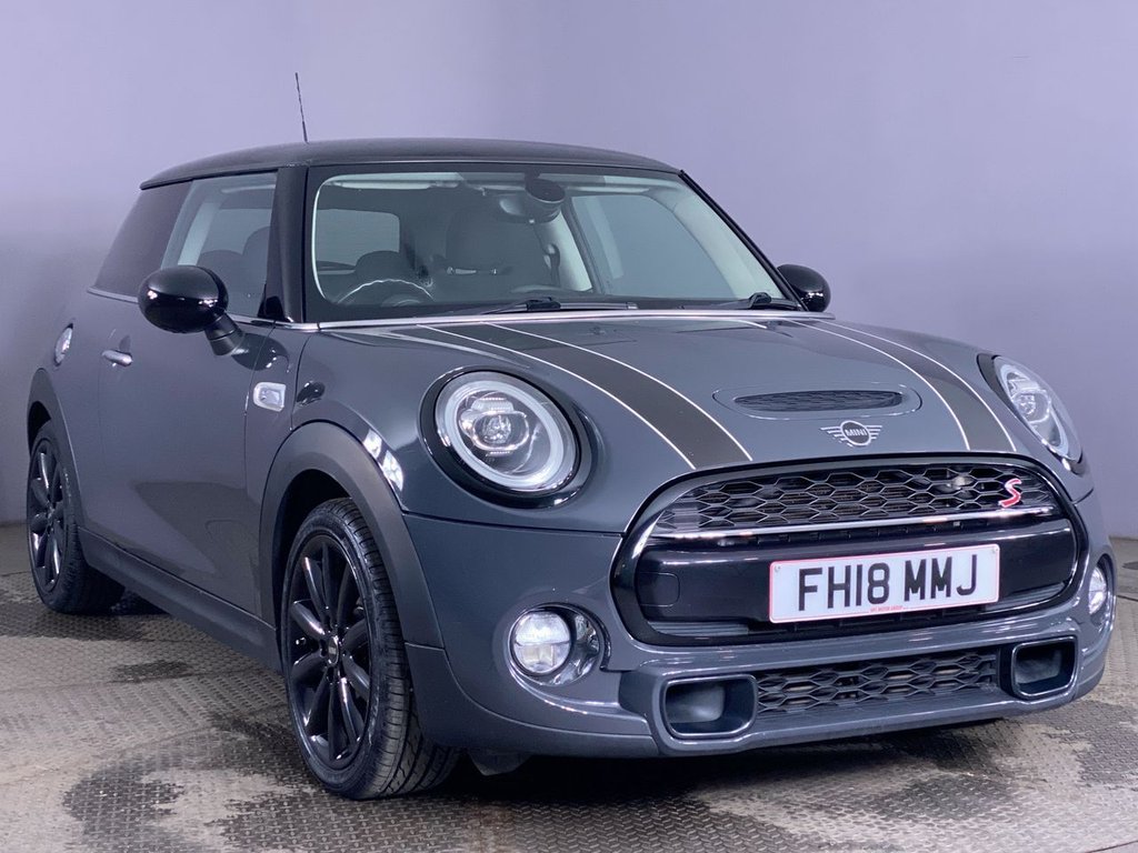 Used MINI Hatch 2018 for sale - 76039757: Photo 1