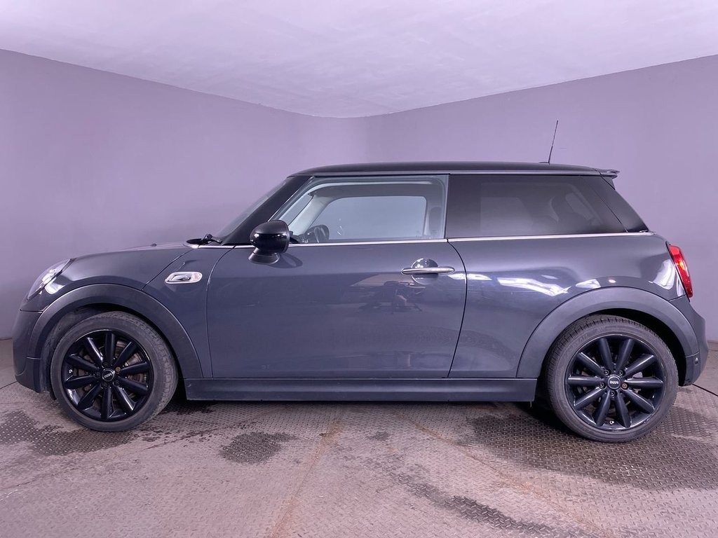 Used MINI Hatch 2018 for sale - 76039757: Photo 5