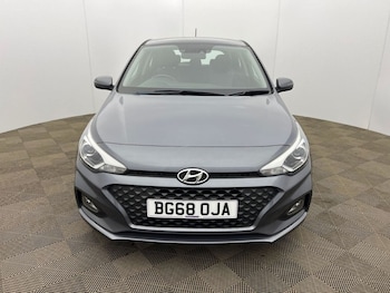 Used Hyundai i20 2018 for sale - 76417579: Photo