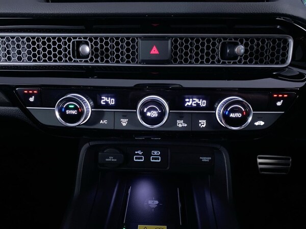 Used Honda Civic 2024 for sale - 76185177: Photo 25