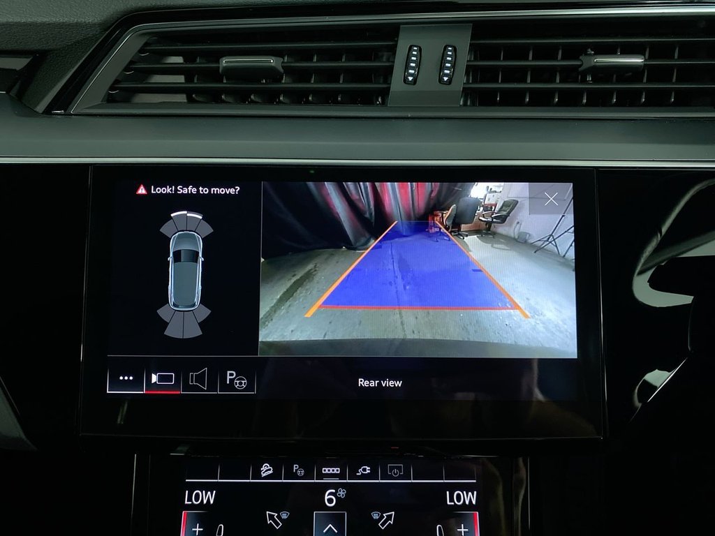 Used Audi e-tron 2021 for sale - 76132504: Photo 24