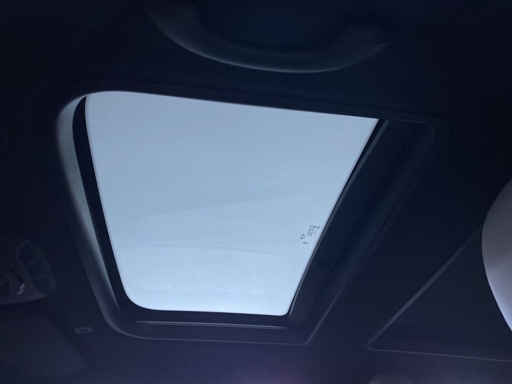 Used MINI Hatch 2023 for sale - 77507950: Photo 25