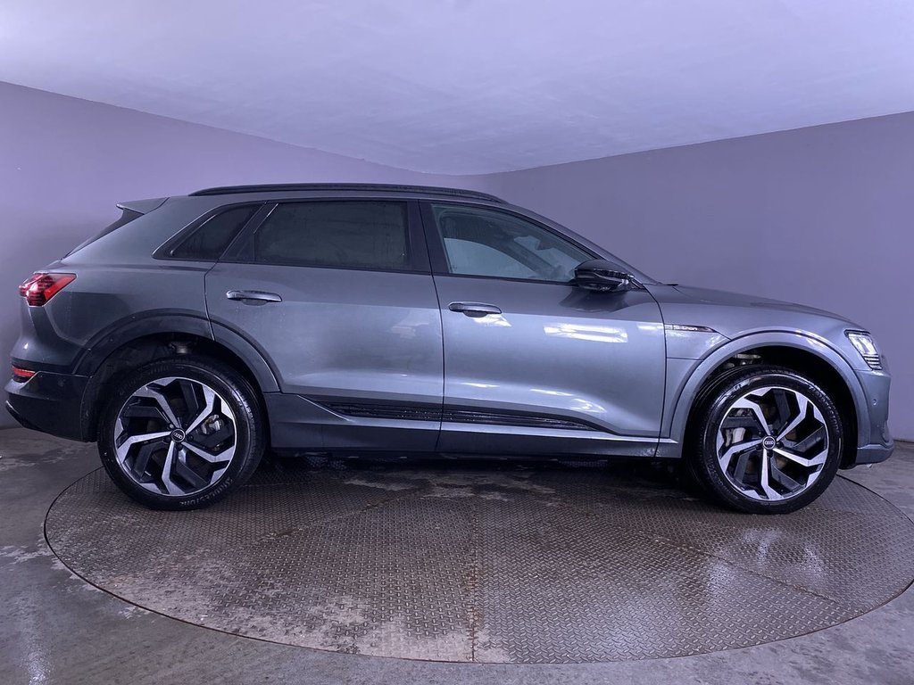 Used Audi e-tron 2021 for sale - 76820182: Photo 16
