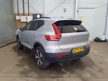 Used Volvo XC40 2023 for sale - 75937510: Photo 4