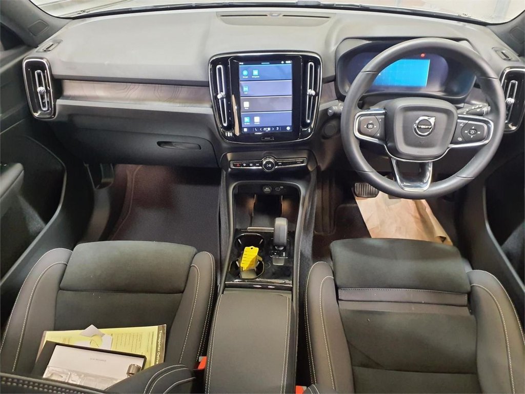 Used Volvo XC40 2023 for sale - 75937510: Photo 7