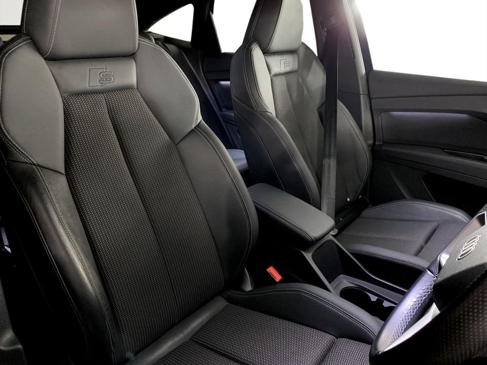 Used Audi Q4 e-tron 2023 for sale - 77850021: Photo 11