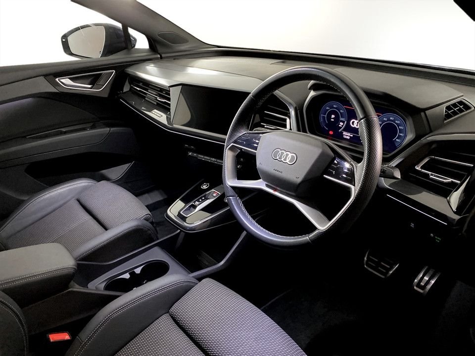 Used Audi Q4 e-tron 2023 for sale - 77850021: Photo 12