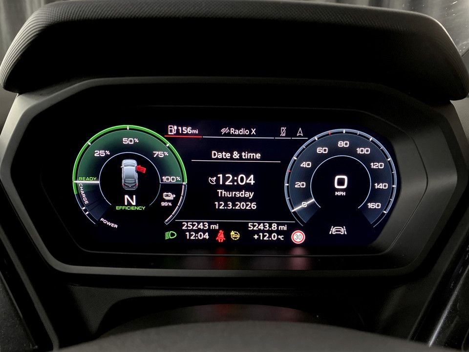 Used Audi Q4 e-tron 2023 for sale - 77850021: Photo 14