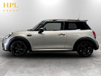 Used MINI Hatch 2023 for sale - 79141980: Photo