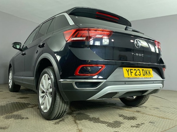Used Volkswagen T-Roc 2023 for sale - 75320582: Photo 14