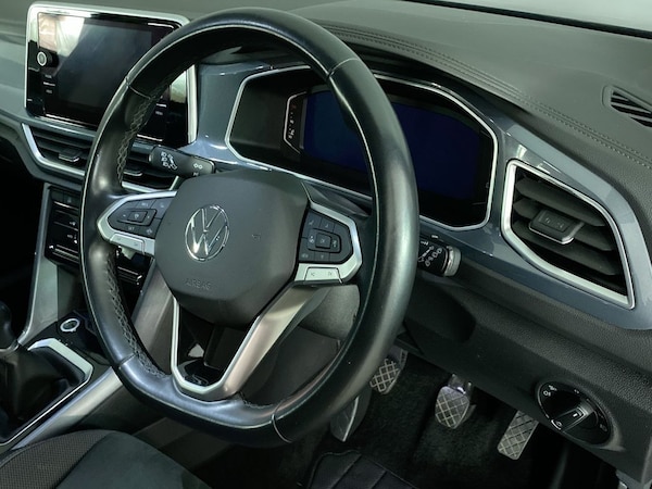Used Volkswagen T-Roc 2023 for sale - 75320582: Photo 16