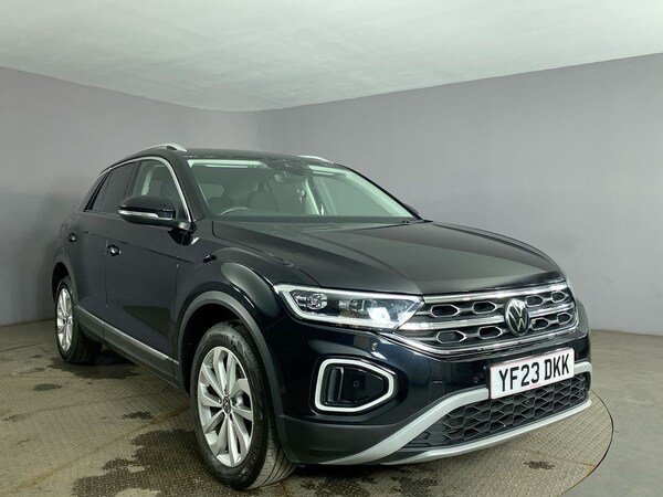 Used Volkswagen T-Roc 2023 for sale - 75320582: Photo 1